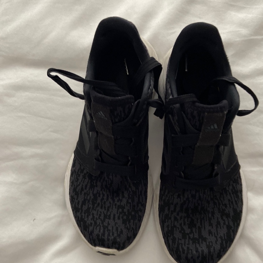 Adidas gym shoes. Great condition. Size 7